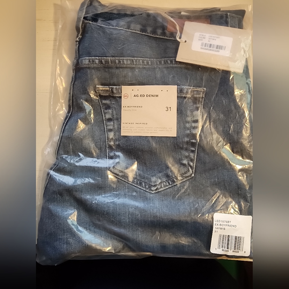 AG-ED Slouchy Slim Fit Ex-Boyfriend Denim - Picture 8 of 9